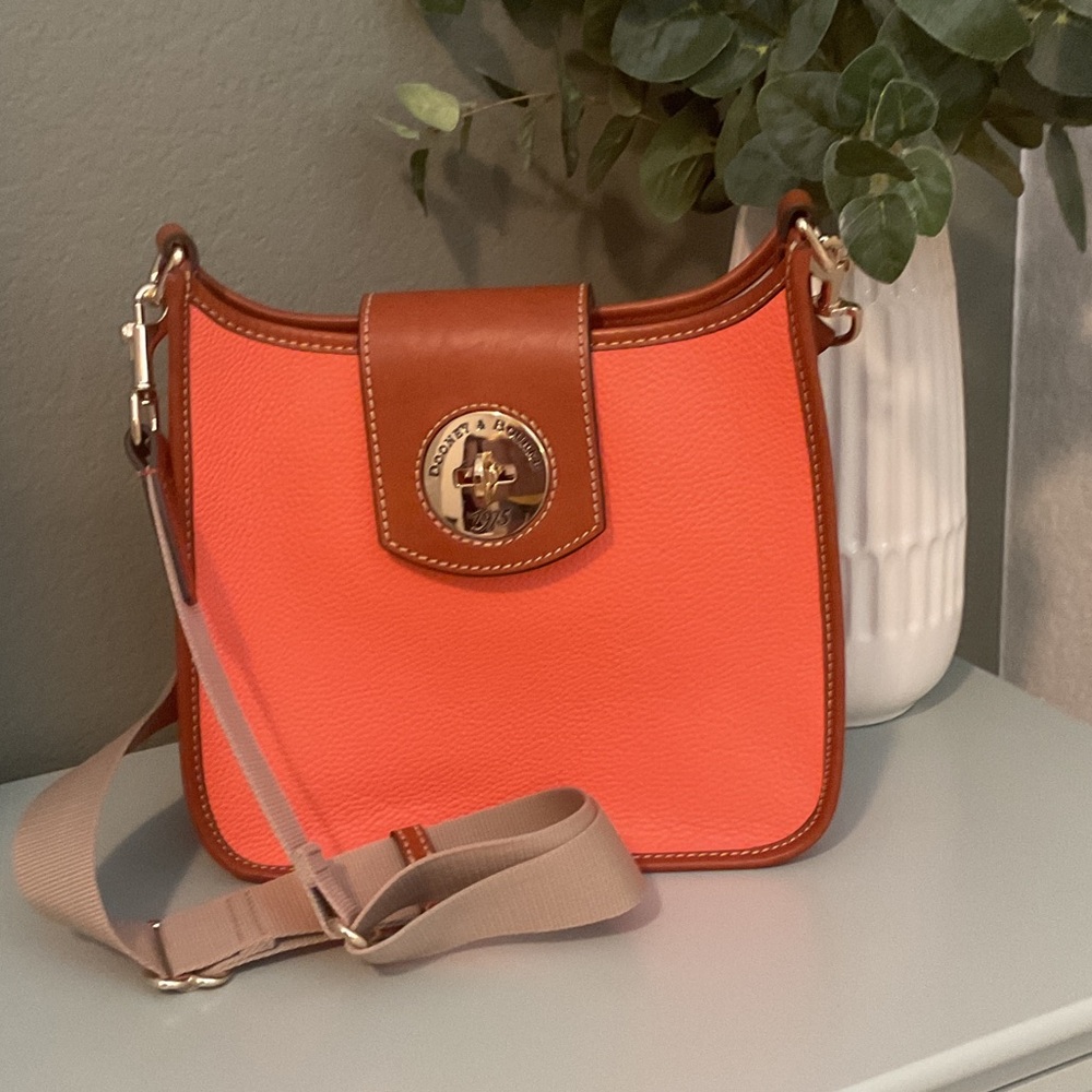 Dooney & Bourke Coral Crossbody with Brown Trim NWOT